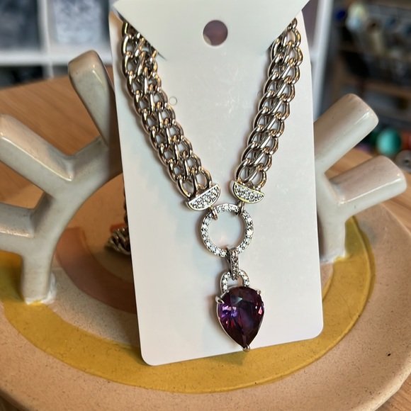 Bomb Party Necklace - Picture The Stares - Picture 2 of 2